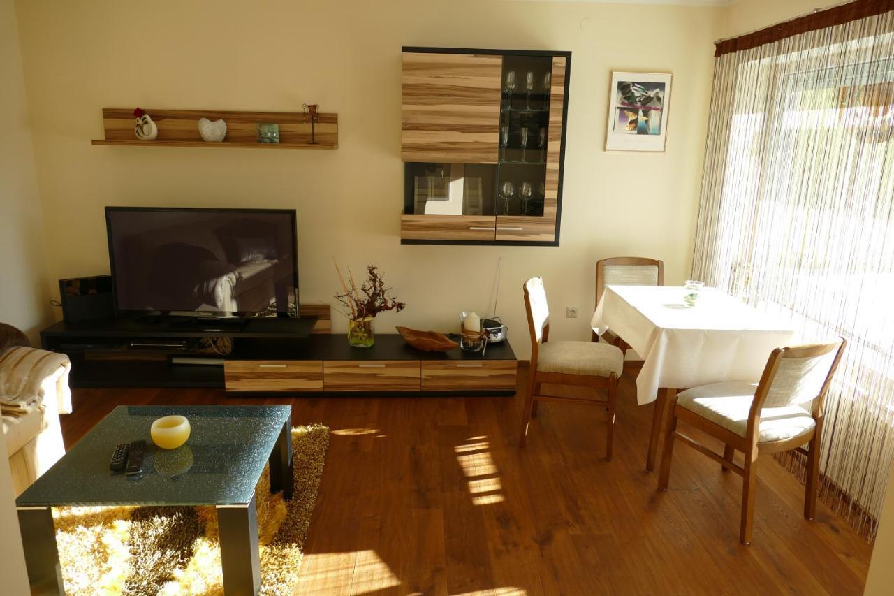 Ferienwohnung Stichauner Bodensdorf Room photo